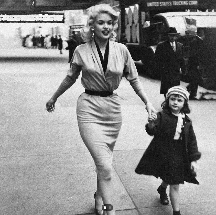 33 Interesting Images That Show What Life Was LIke in the 50's